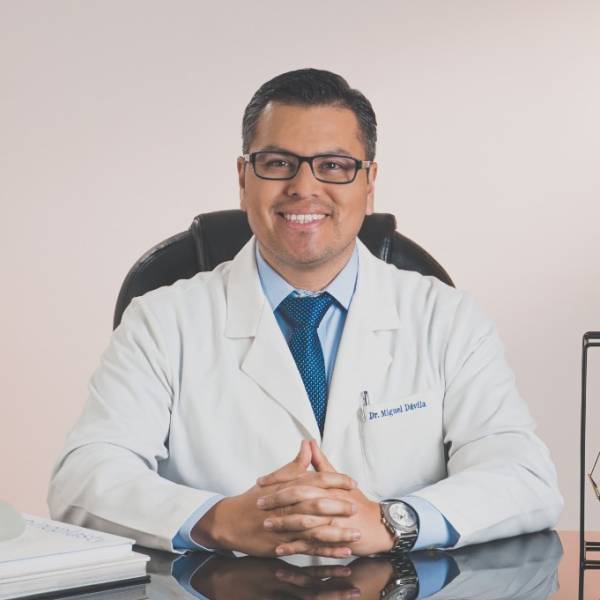 Dr. Miguel Dávila